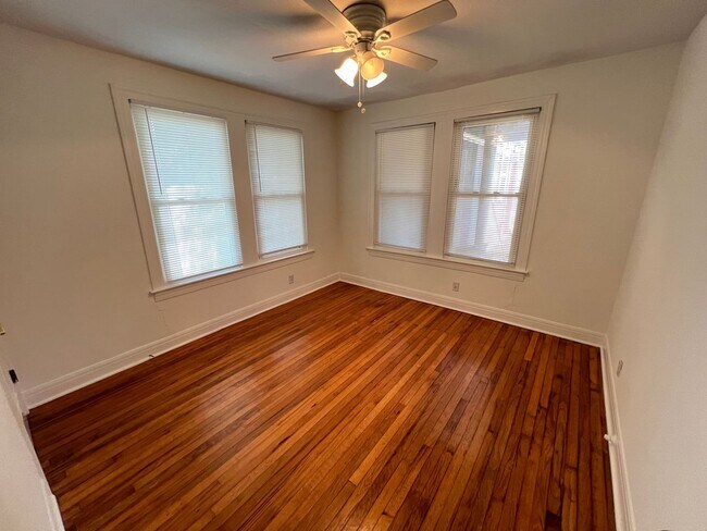 5001 Duval St Austin, TX 78751 photo 4