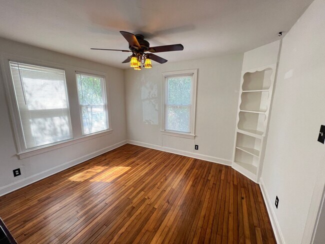 5001 Duval St Austin, TX 78751 photo 2