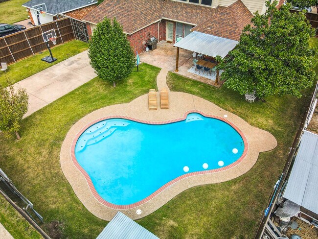 7007 Longmeadow Dr Sachse, TX 75048 photo 3