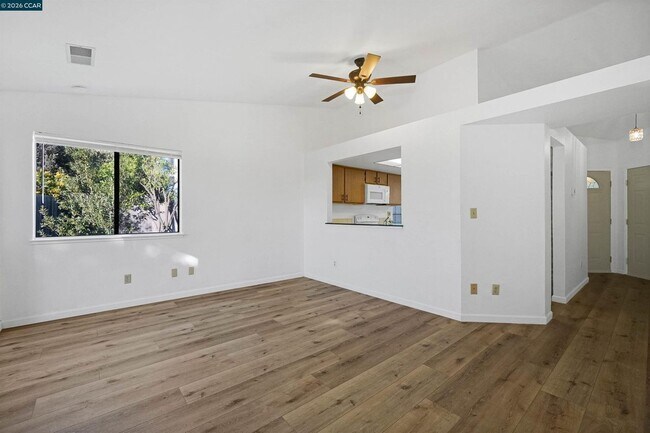 237 Starboard Dr Vallejo, CA 94590 photo 3