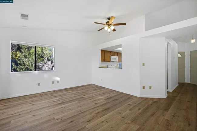 237 Starboard Dr Vallejo, CA 94590 photo 3