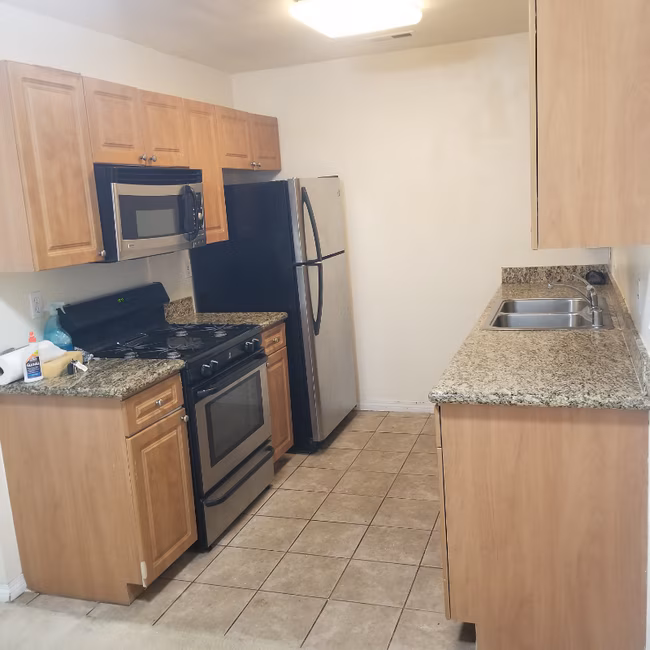 240 W Lincoln Ave Escondido, CA 92026 photo 5