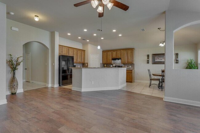 1000 Tallahassee Dr Denton, TX 76208 photo 5