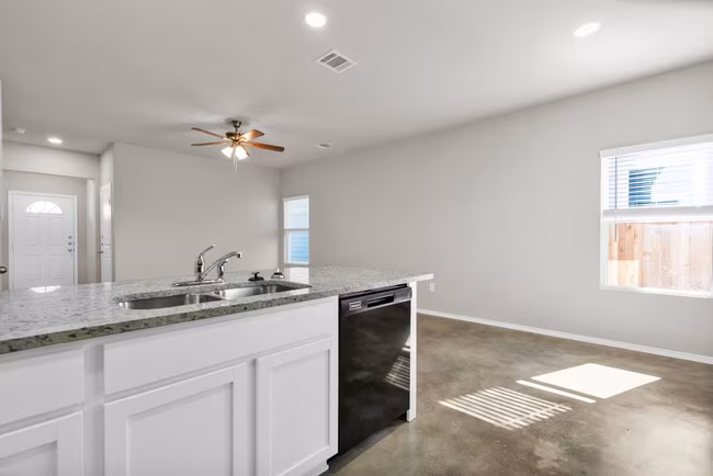 9426 Apple Ridge Ln San Antonio, TX 78239 photo 2
