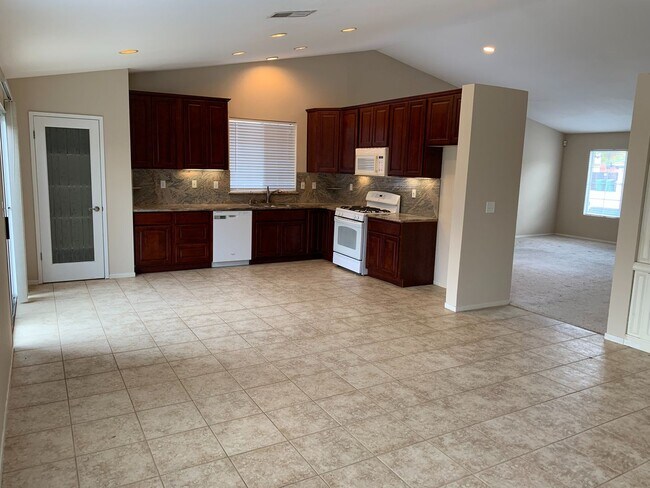 103 Bosk Avenue, Brentwood, CA 94513 photo 5