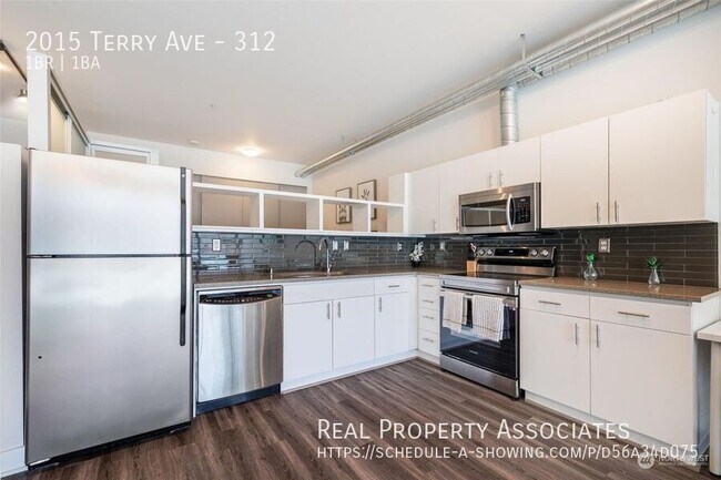 2015 Terry Ave Seattle, WA 98121 photo 3