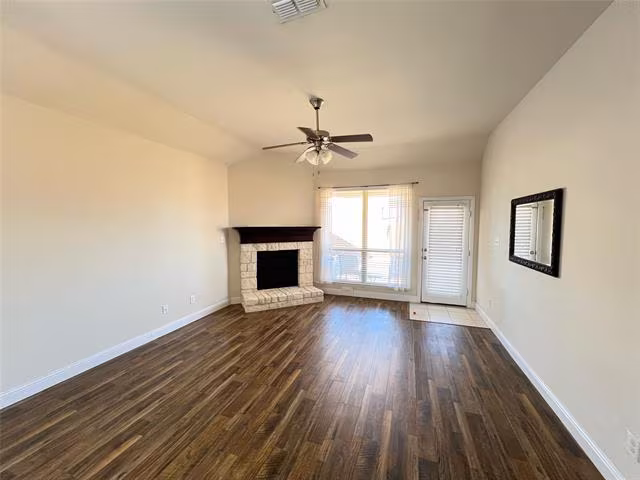 620 Calliopsis St Little Elm, TX 75068 photo 5