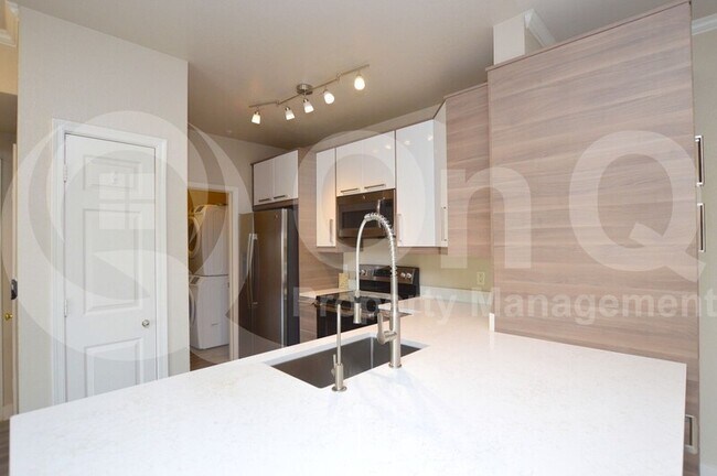5401 E Van Buren St Phoenix, AZ 85008 photo 3