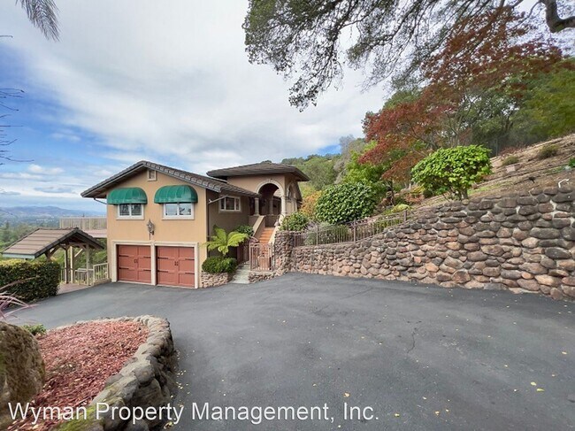 14 Monez Blvd Napa, CA 94559 photo 3