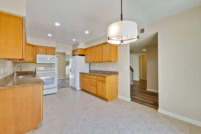 1521 Willowhaven Ct San Jose, CA 95126 photo 3