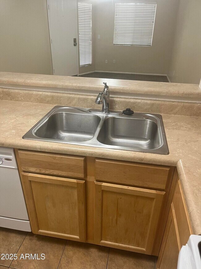 1720 E Thunderbird Rd Phoenix, AZ 85022 photo 5