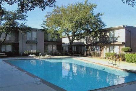 5160 Hildring Dr E Fort Worth, TX 76132 photo 2