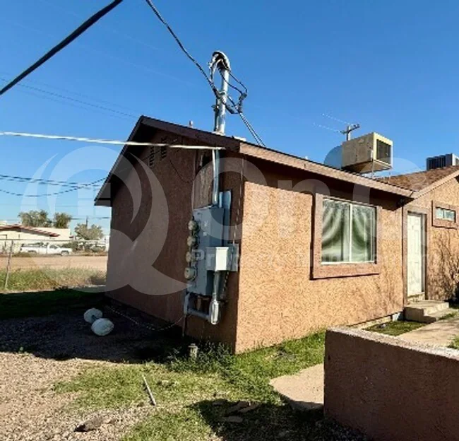 6 S 31st Ave Phoenix, AZ 85009 photo 2