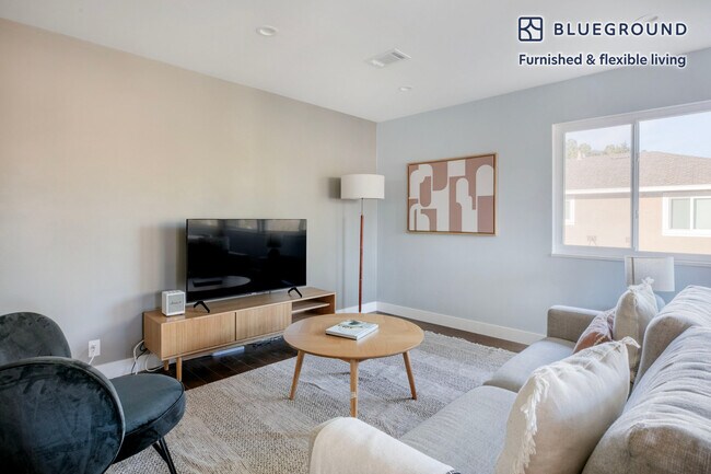 743 Roble Ave Menlo Park, CA 94025 photo 3