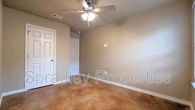1009B Bandera Ct Belton, TX 76513 photo 5