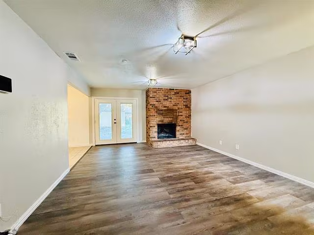 1534 Lime Leaf Lane, Duncanville, TX 75137 photo 3