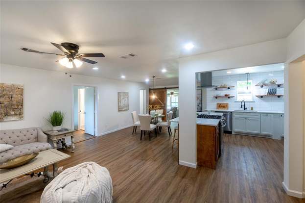 522 Mill St Granbury, TX 76048 photo 5