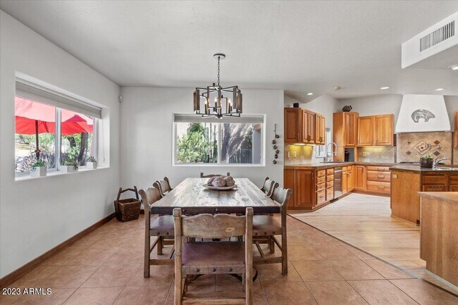1816 Eagle Claw Dr Carefree, AZ 85377 photo 5