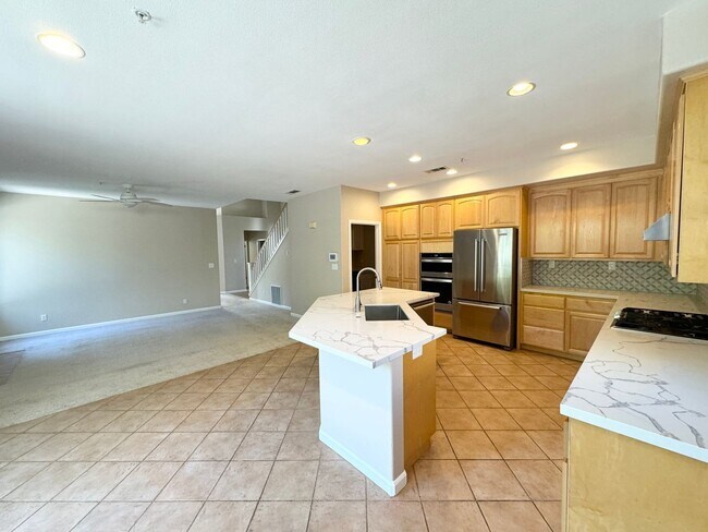 Perfect Shape Single Family Home in Livermore with many upgrades photo 4