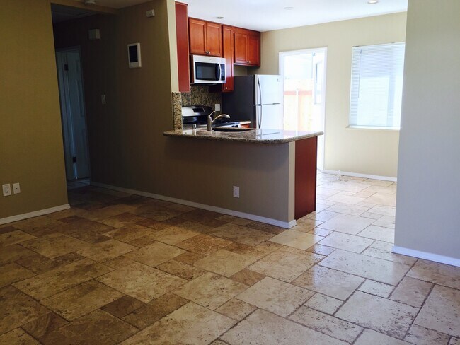 135 Daisy Ave Imperial Beach, CA 91932 photo 5