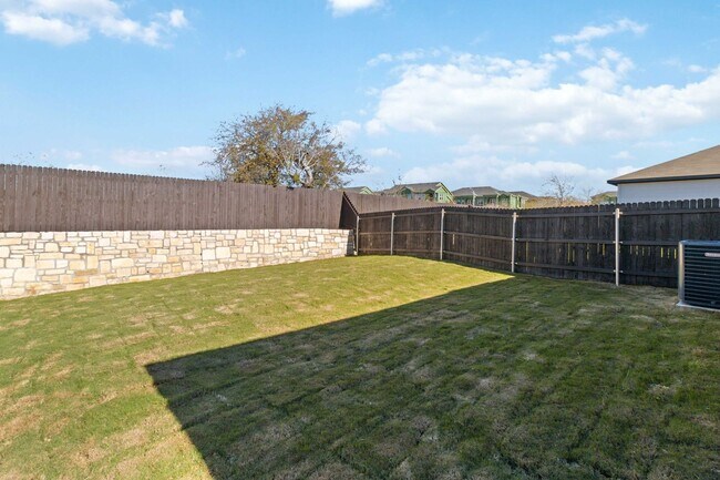 210-210 Nespral Dr San Antonio, TX 78253 photo 3