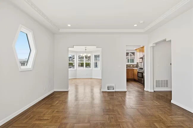 1603 Ortega St San Francisco, CA 94122 photo 4