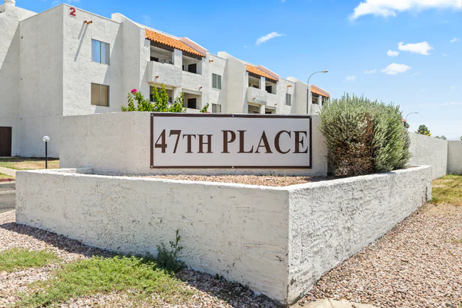 4730 W Northern Ave Glendale, AZ 85301 photo 4