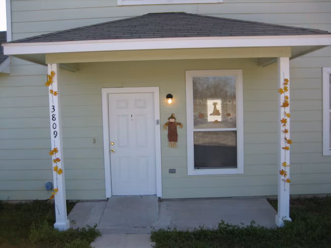 3809 East Martin Luther King Jr Boulevard, Austin, TX 78721 photo 2