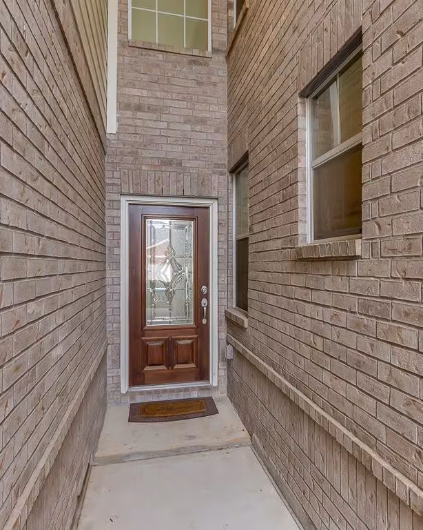 8528 Willow Loch Dr Spring, TX 77379 photo 2