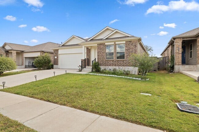 127 George Kimble Cv Bastrop, TX 78602 photo 3