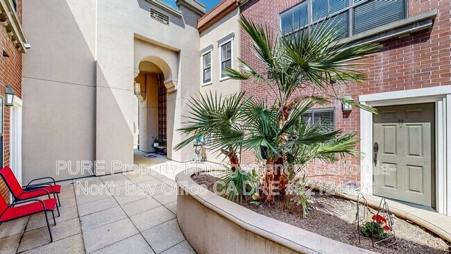 110 5th St Santa Rosa, CA 95401 photo 2