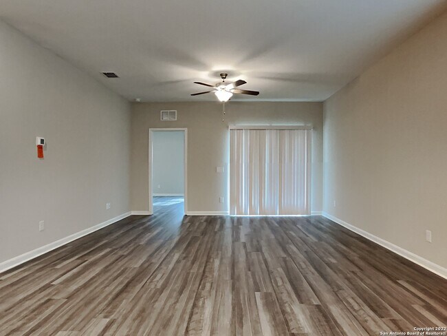 7410 Boa Holw San Antonio, TX 78253 photo 2
