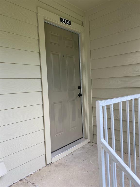 2200 E Trinity Mls Rd Carrollton, TX 75006 photo 3
