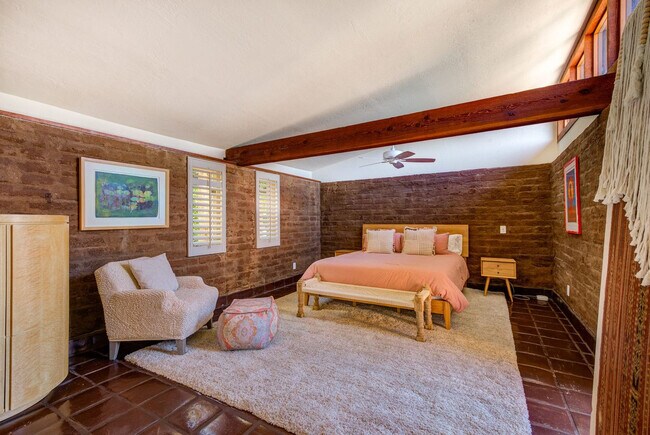 3650 N 38th St Phoenix, AZ 85018 photo 4