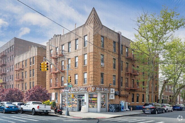 2113 Avenue V Brooklyn, NY 11229 photo 2