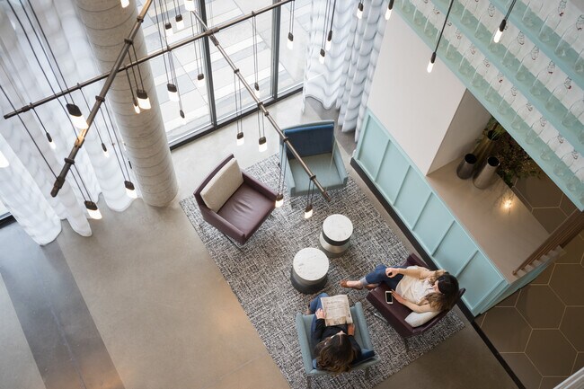 Heron Flats & Lofts photo 4