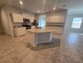 5900 Piedrosa Ct Lantana, TX 76226 photo 3