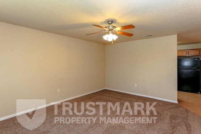 4202 Elms Run Cir Killeen, TX 76542 photo 3