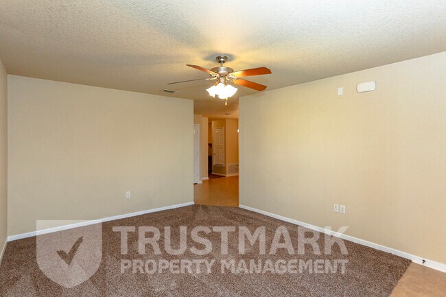 4202 Elms Run Cir Killeen, TX 76542 photo 4