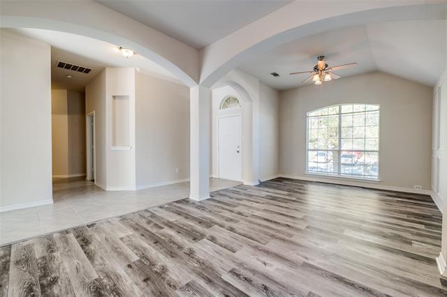 1607 Monte Carlo Drive, Mansfield, TX 76063 photo 5