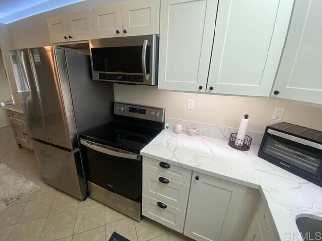 2426 Suncrest Blvd El Cajon, CA 92021 photo 5
