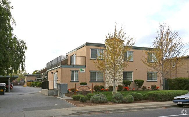 Marymount Place photo 3