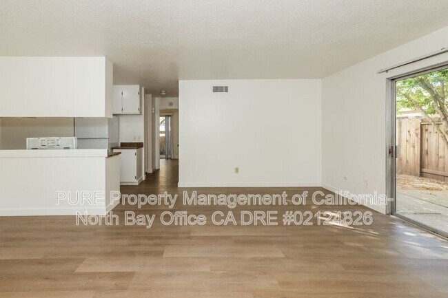 2354 Heidi Pl Santa Rosa, CA 95403 photo 5