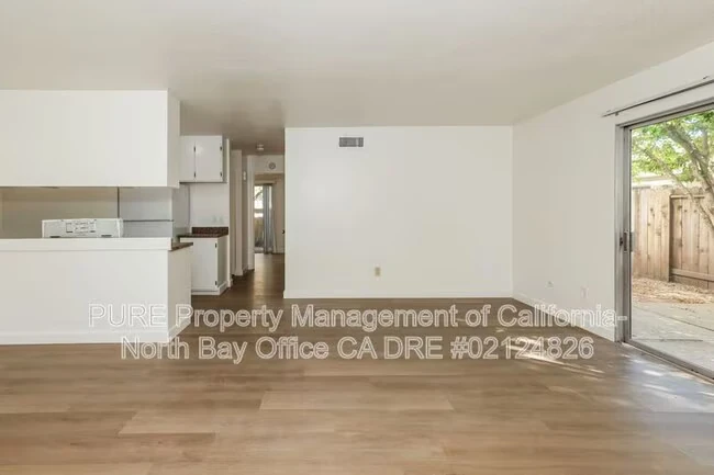 2354 Heidi Pl Santa Rosa, CA 95403 photo 5