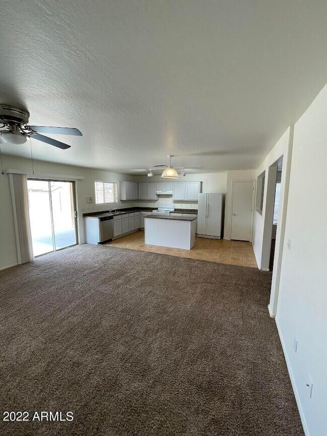 25881 West North Star Place, Buckeye, AZ 85326 photo 4