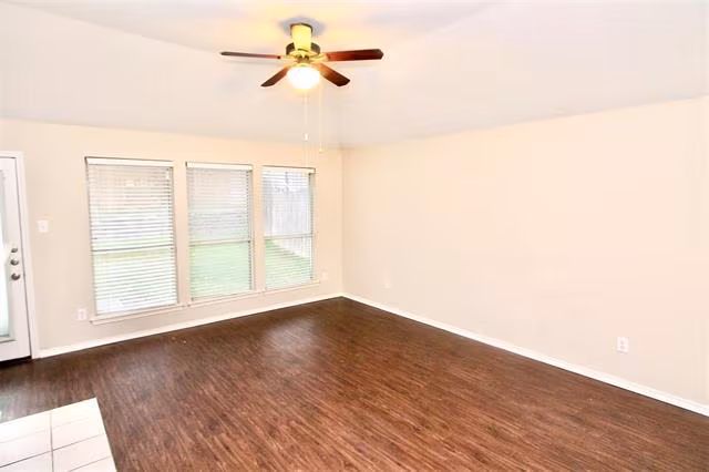 4713 Barnhill Lane, Fort Worth, TX 76135 photo 5