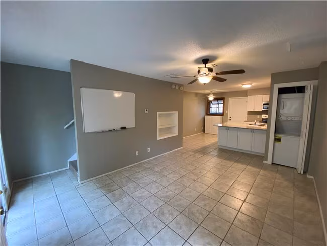 2413 Leon St Austin, TX 78705 photo 4