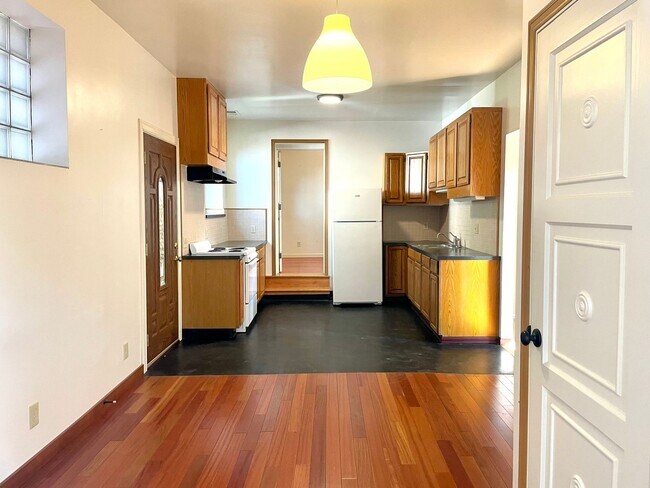 5213 Delridge Wy SW Seattle, WA 98106 photo 4
