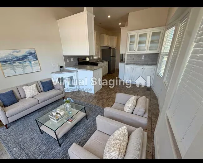 200 E Ivanhoe St Chandler, AZ 85225 photo 3
