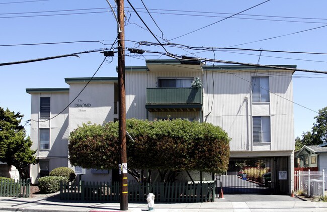 Dimond House photo 3